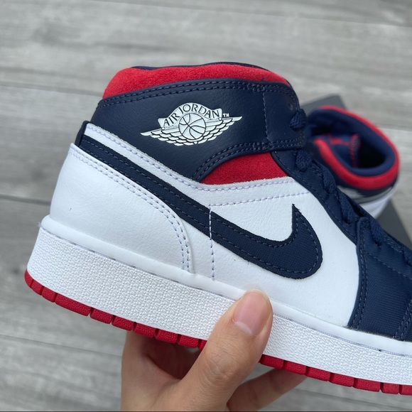 Air Jordan 1 Mid USA 🇺🇸 Olympic - Picture 2 of 8